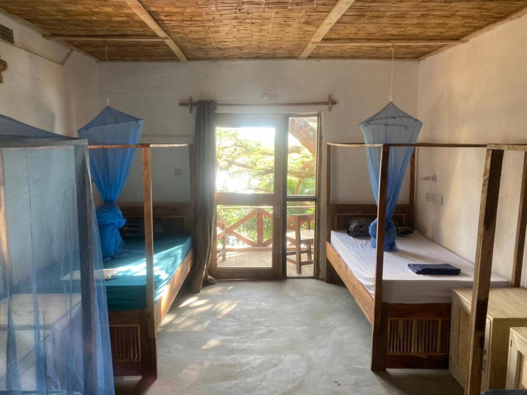 Soul Rebel Lodge & Backpackers Nkhata Bay Dış mekan fotoğraf