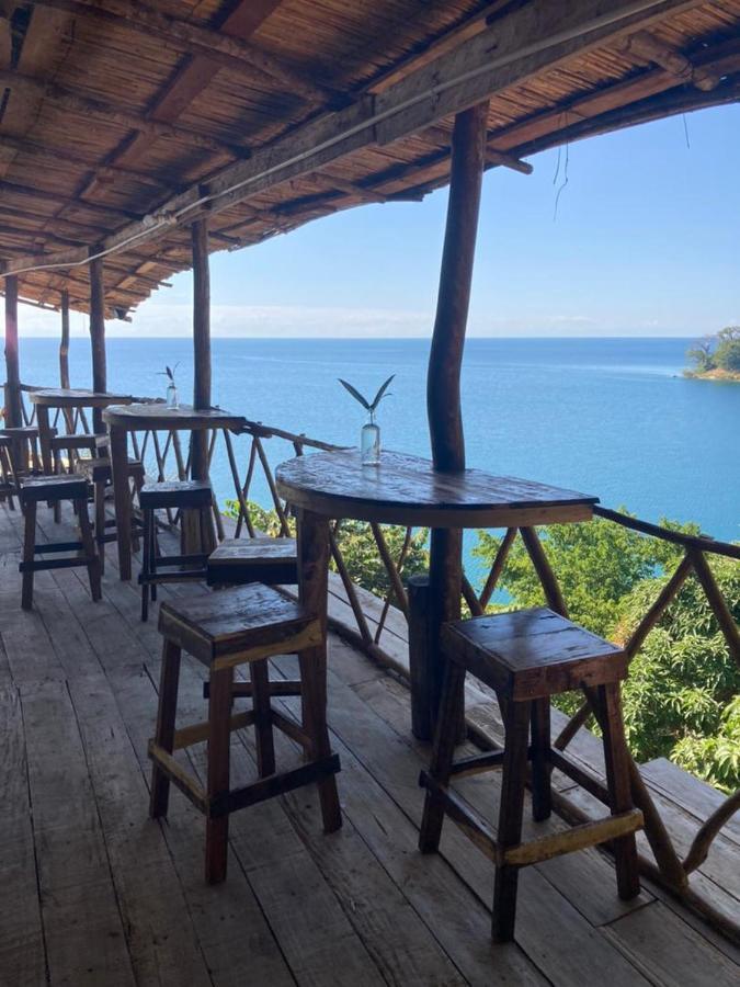 Soul Rebel Lodge & Backpackers Nkhata Bay Dış mekan fotoğraf