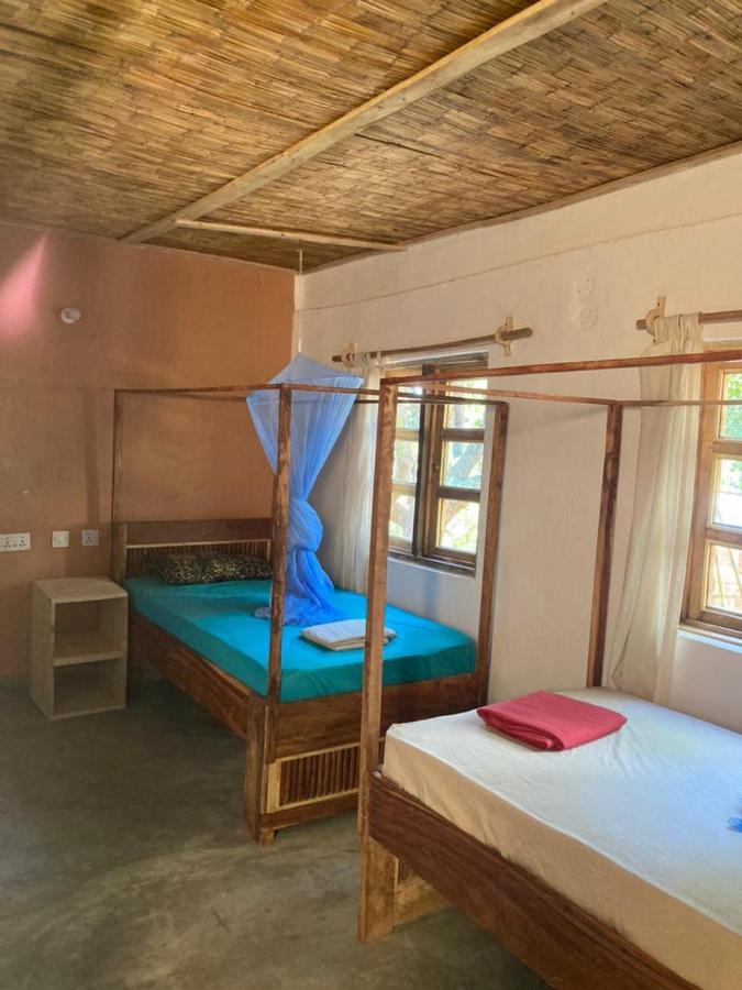 Soul Rebel Lodge & Backpackers Nkhata Bay Dış mekan fotoğraf
