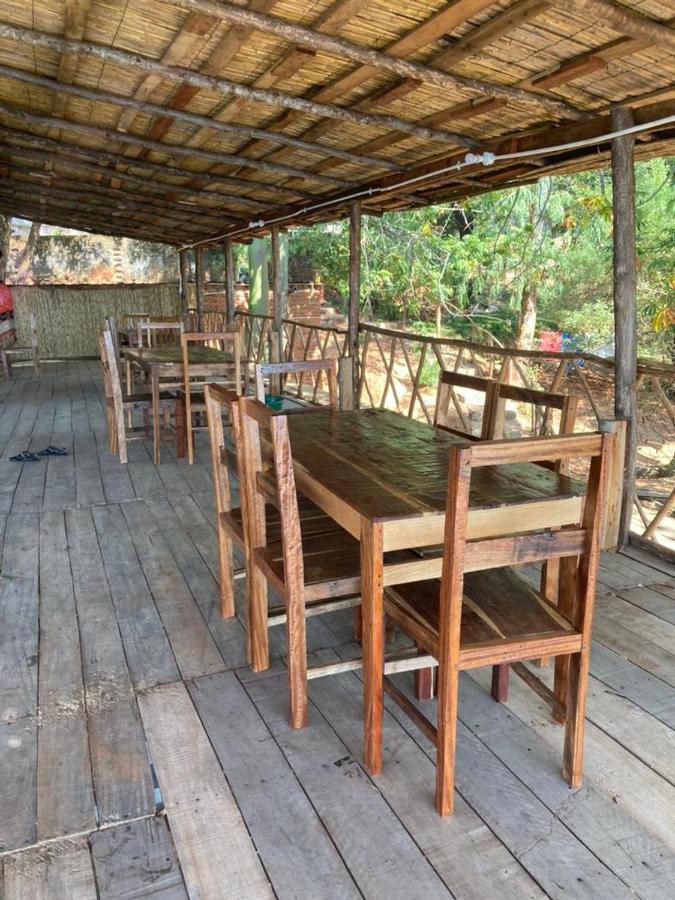 Soul Rebel Lodge & Backpackers Nkhata Bay Dış mekan fotoğraf