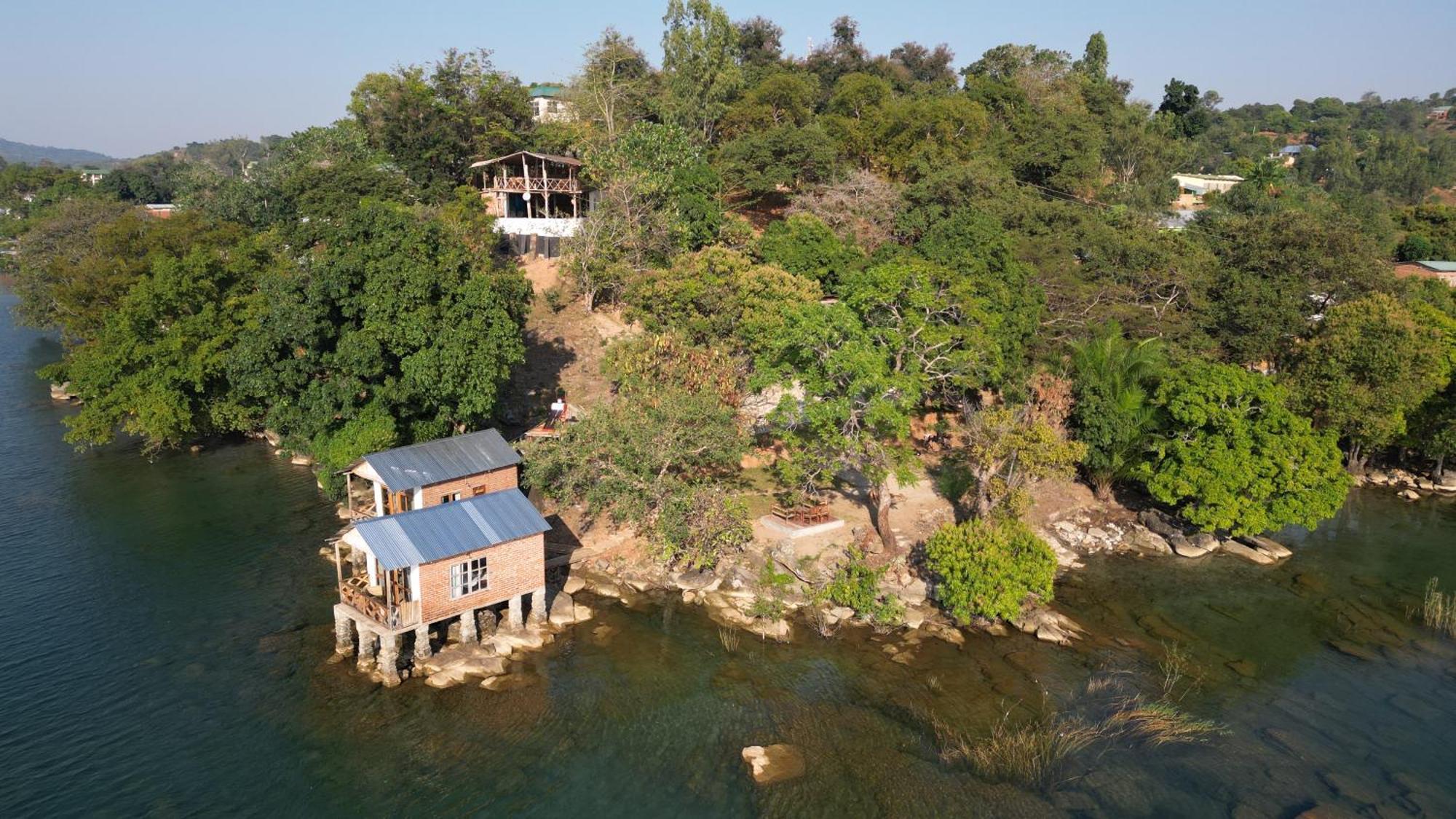 Soul Rebel Lodge & Backpackers Nkhata Bay Dış mekan fotoğraf